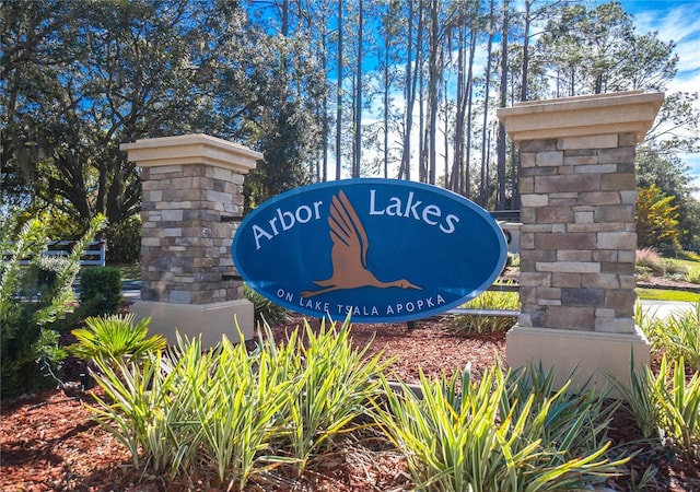 3656 E Lake Todd Dr, Hernando, FL 34442 - view of community sign