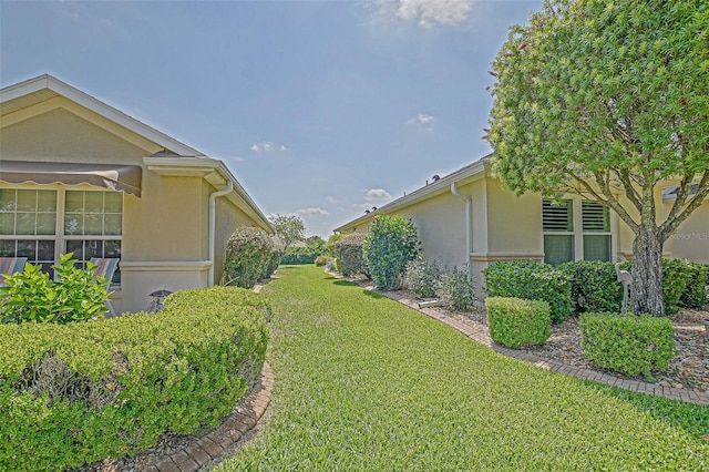 14004 SE 94th Ave, Summerfield, FL 34491 - view of green lawn