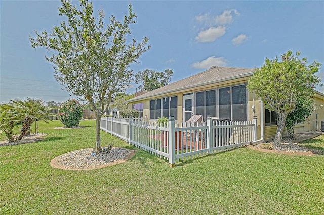 14004 SE 94th Ave, Summerfield, FL 34491 - rear view of property with a sunroom