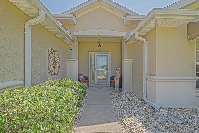 14004 SE 94th Ave, Summerfield, FL 34491 - property entrance featuring stucco siding