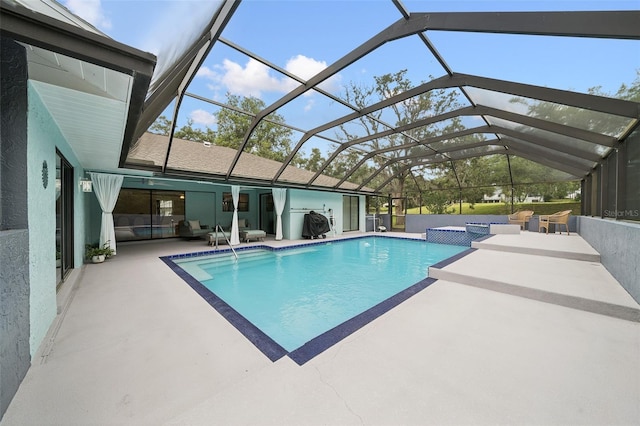 451 E Ireland Ct, Hernando, FL 34442 - swimming pool featuring a patio area, an outdoor living space, and a lanai
