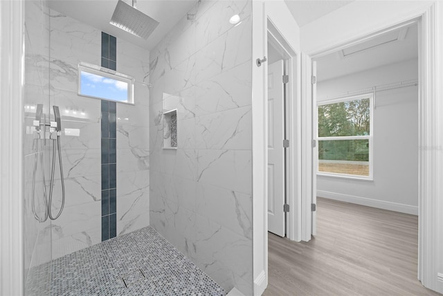 7 Walnut Pl, Ocala, FL 34480 - full bath featuring healthy amount of natural light, a marble finish shower, wood finished floors, and baseboards
