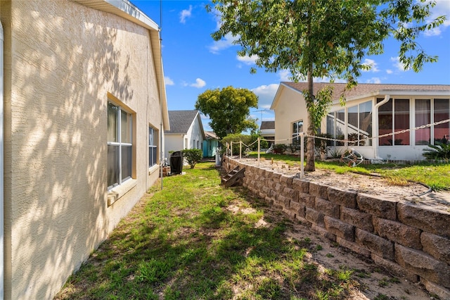 10468 S Drew Bryant Cir, Floral City, FL 34436 - view of yard featuring a sunroom