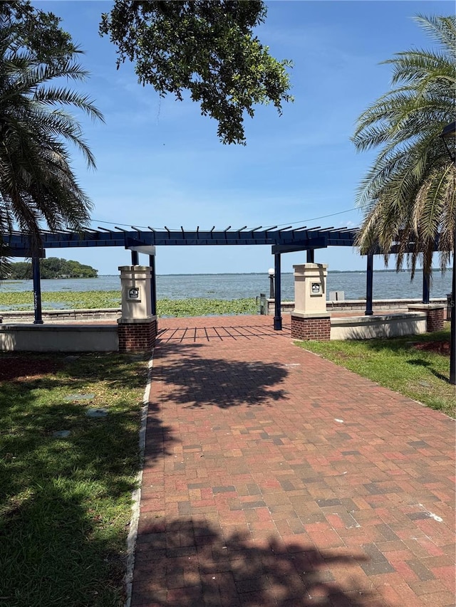 705 Washington Ave, Eustis, FL 32726 - view of community with a water view