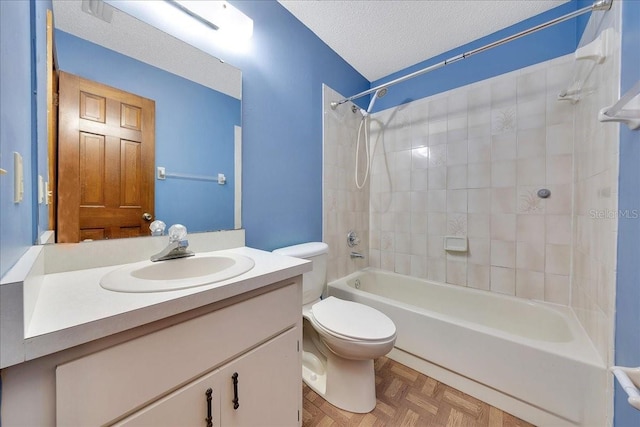 4331 SE 106th Pl, Belleview, FL 34420 - full bath featuring shower / bath combination, toilet, vanity, and a textured ceiling