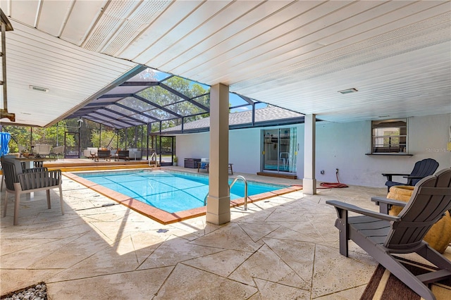 2475 SW 7th Ave, Ocala, FL 34471 - swimming pool featuring a patio area and a lanai