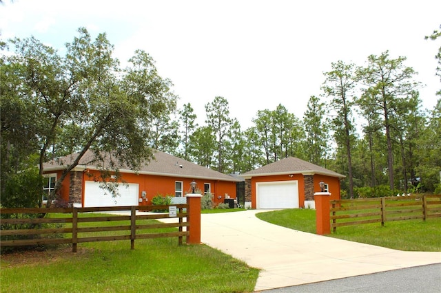 5306 W Comstock Pl, Beverly Hills, FL 34465 - ranch-style home featuring concrete driveway