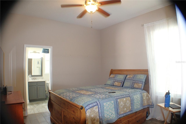 5306 W Comstock Pl, Beverly Hills, FL 34465 - bedroom with ensuite bathroom, a ceiling fan, and a sink
