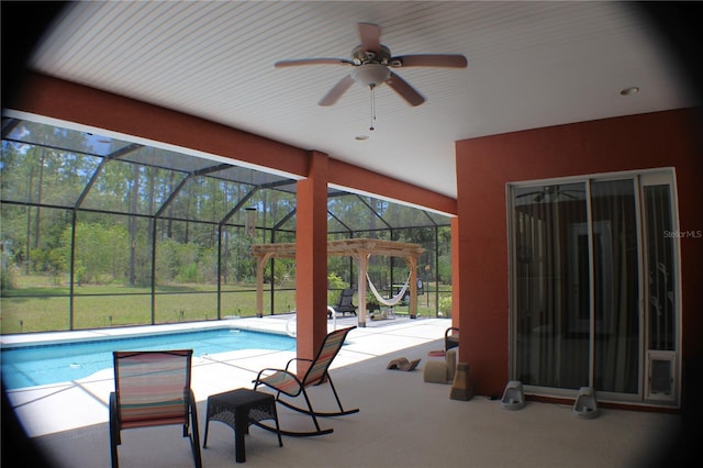 5306 W Comstock Pl, Beverly Hills, FL 34465 - swimming pool with a patio, a ceiling fan, and a lanai