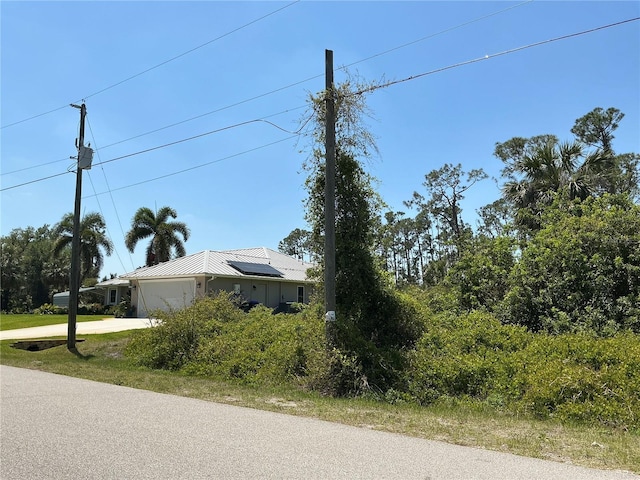 Sadnet Ln, North Port, FL 34286
