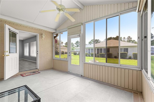 9891 SE 138th Loop, Summerfield, FL 34491 - unfurnished sunroom featuring ceiling fan