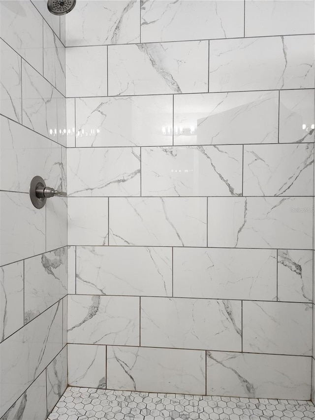 541 56th Ct, Ocala, FL 34482 - full bath featuring a tile shower