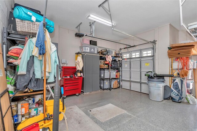 7210 SW 179th Ct, Dunnellon, FL 34432 - garage featuring a garage door opener