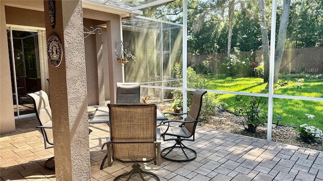 1138 Lumsden Trace Cir, Valrico, FL 33594 - sunroom / solarium featuring outdoor dining space