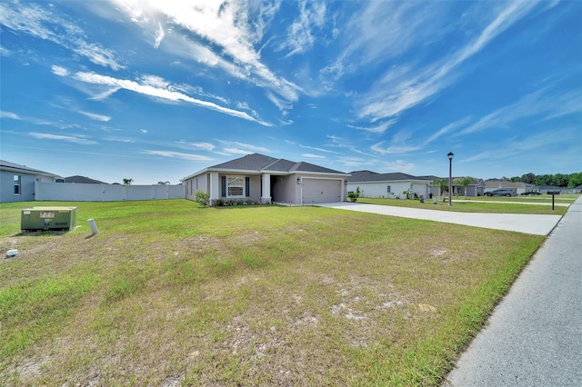 8943 SE 41st Court Rd, Ocala, FL 34480 - ranch-style house featuring driveway and an attached garage