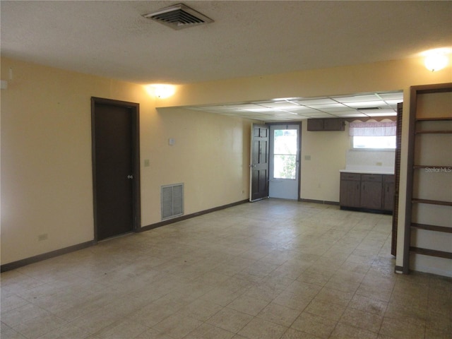 1675 SE 190th Ave, Silver Springs, FL 34488 - unfurnished room with baseboards