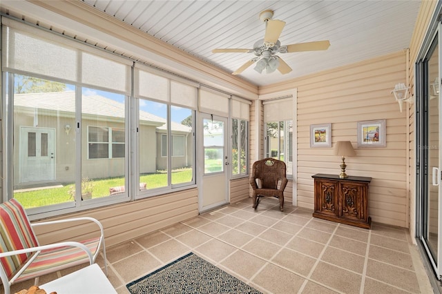 9408 SE 132nd Loop, Summerfield, FL 34491 - sunroom / solarium with a ceiling fan