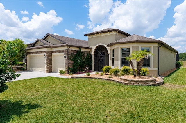 9777 SW 63rd Loop, Ocala, FL 34481 - mediterranean / spanish-style house with stucco siding, an attached garage, driveway, and a front yard