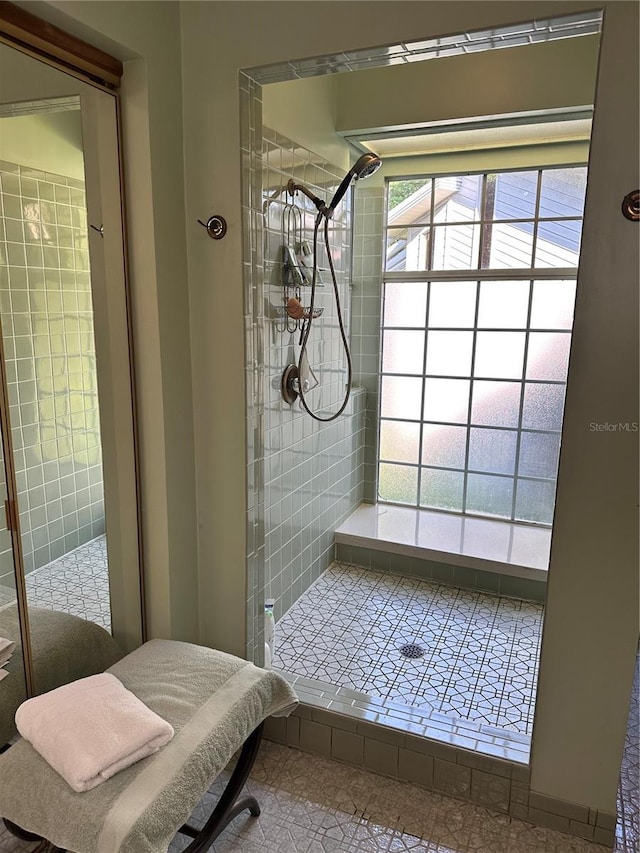 4305 SW 20th Ave, Ocala, FL 34471 - full bath featuring a tile shower and tile patterned flooring