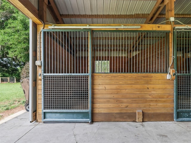 402 SW 127th Pl, Ocala, FL 34473 - view of stable