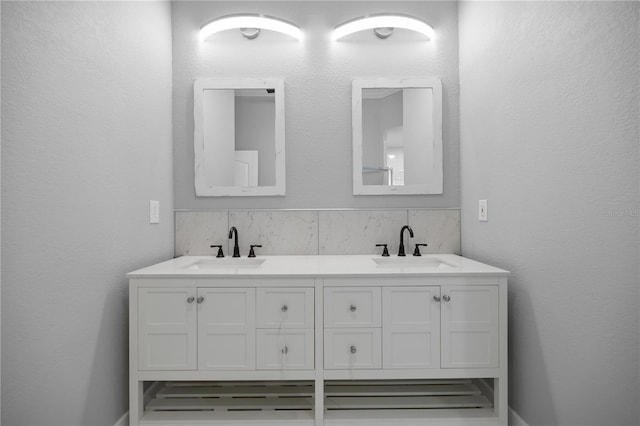 1628 SE 29th Ter, Ocala, FL 34471 - bathroom with double vanity