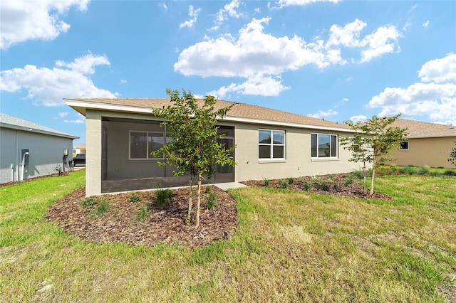 8465 SW 101st Ave, Ocala, FL 34481 - back of property with a sunroom, a yard, and stucco siding