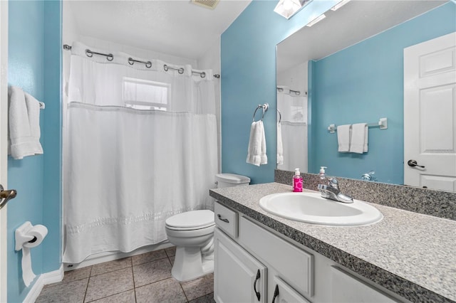 2698 SW 186th Ct, Dunnellon, FL 34432 - full bath with vanity and tile patterned flooring