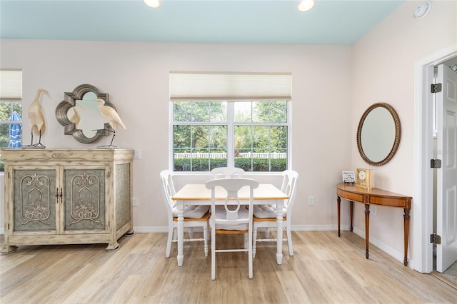 8303 SW 82nd Cir, Ocala, FL 34481 - dining room featuring light wood-style flooring, baseboards, and recessed lighting