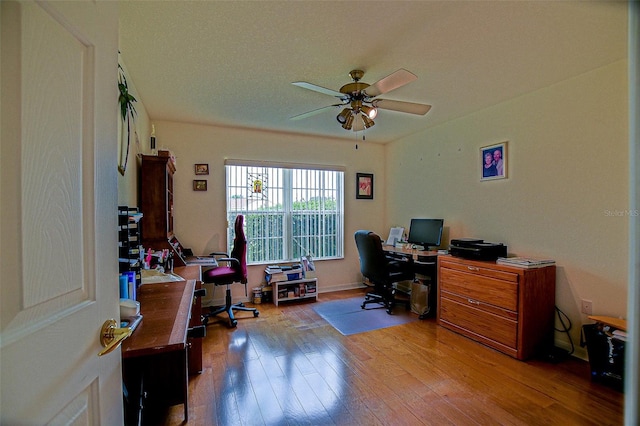 13863 SE 85th Cir, Summerfield, FL 34491 - home office featuring a ceiling fan and hardwood / wood-style floors