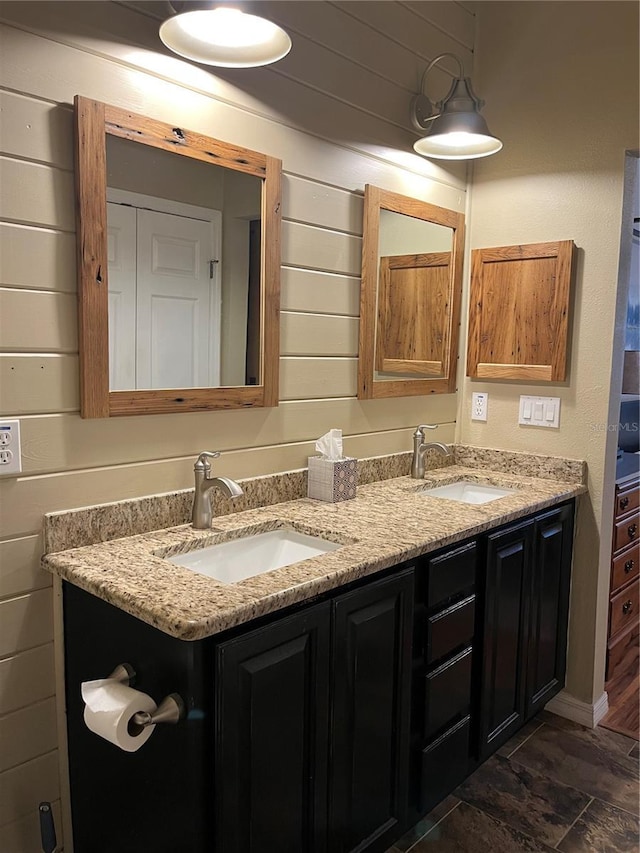 8447 SW 82nd Loop, Ocala, FL 34481 - bathroom featuring double vanity