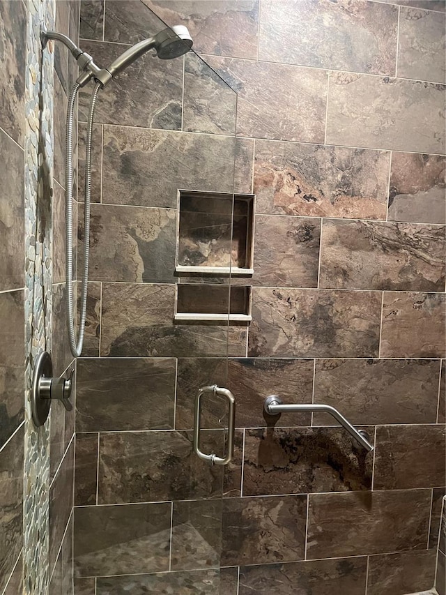 8447 SW 82nd Loop, Ocala, FL 34481 - full bathroom with a shower stall