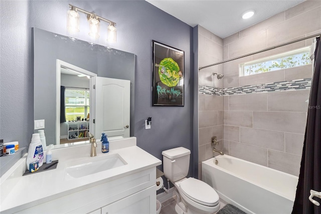 7479 SW 130th Ln, Ocala, FL 34473 - full bath with shower / tub combo, vanity, and toilet