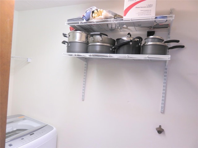 5083 SE 26th St, Ocala, FL 34480 - laundry area with washer / clothes dryer