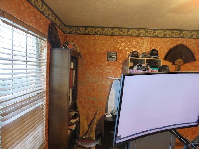5083 SE 26th St, Ocala, FL 34480 - bedroom with wallpapered walls