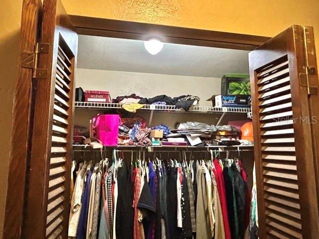 20100 SW 95th St, Dunnellon, FL 34431 - view of walk in closet