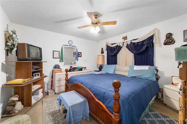 17128 SE 140th Ave, Weirsdale, FL 32195 - bedroom with light colored carpet and ceiling fan