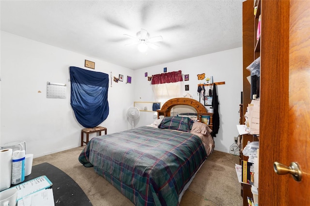 17128 SE 140th Ave, Weirsdale, FL 32195 - carpeted bedroom with ceiling fan and baseboards