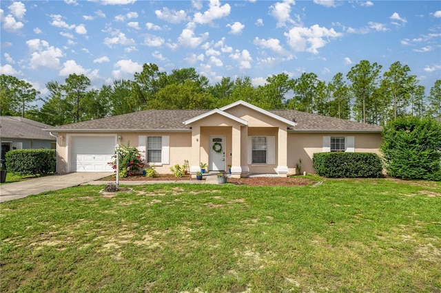 9 Bahia Trace Loop, Ocala, FL 34472 - ranch-style house featuring stucco siding, driveway, a garage, and a front lawn