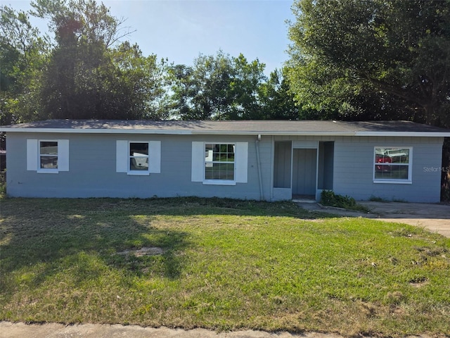 1869 W Freeman Pl, Citrus Springs, FL 34434 - single story home featuring a front yard