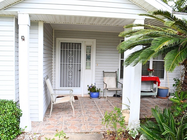 8321 SW 108th Place Rd, Ocala, FL 34481 - view of covered porch