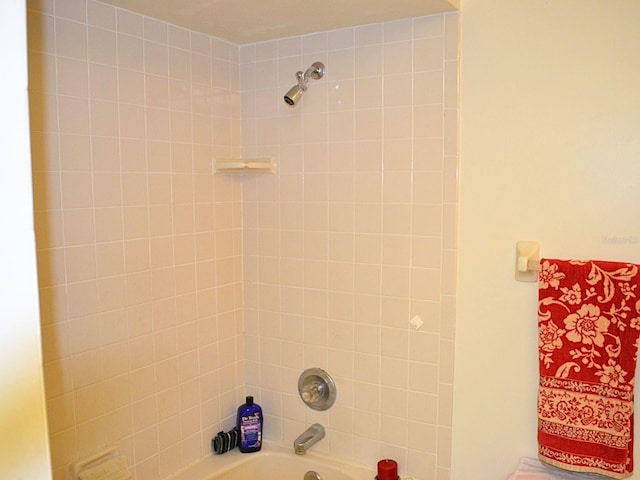 8321 SW 108th Place Rd, Ocala, FL 34481 - full bath with bathtub / shower combination