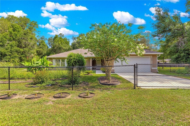 3445 SE 139th Ln, Summerfield, FL 34491 - view of front facade featuring an attached garage, driveway, and stucco siding