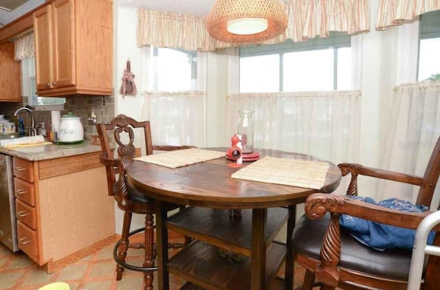 6190 SW 84th Pl, Ocala, FL 34476 - dining space featuring light flooring