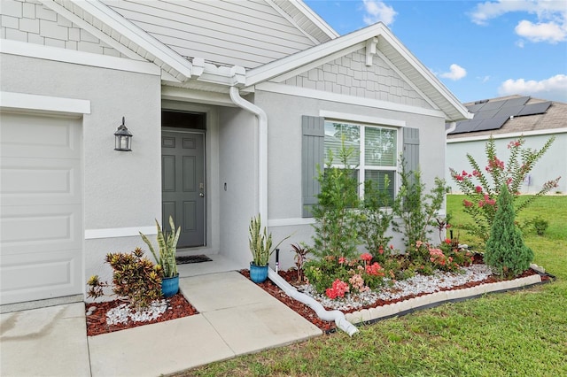 32 Hickory Course Loop, Ocala, FL 34472 - entrance to property with stucco siding and a lawn