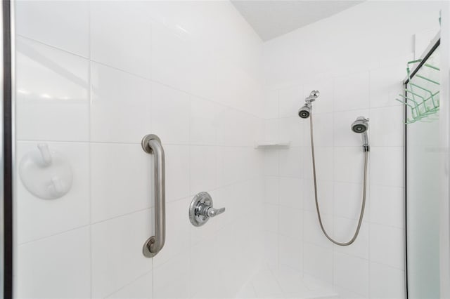 2644 SW 20th Cir, Ocala, FL 34471 - bathroom featuring a stall shower