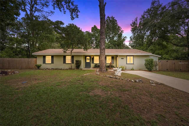 3331 SE 4th St, Ocala, FL 34471 - ranch-style house with driveway