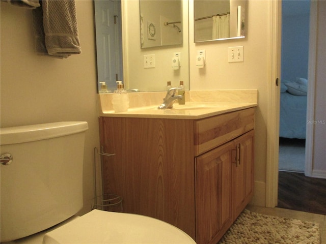 14192 SW 112th Cir, Dunnellon, FL 34432 - bathroom with toilet and vanity