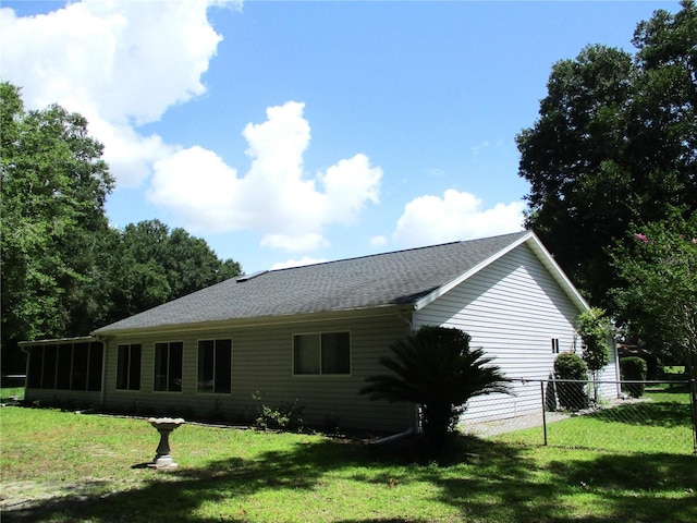 14192 SW 112th Cir, Dunnellon, FL 34432 - rear view of house featuring a sunroom