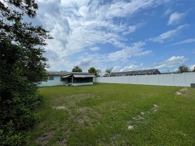104 S Jeffery St, Beverly Hills, FL 34465 - view of yard