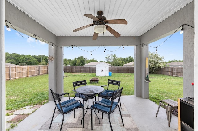 63 Walnut Crse, Ocala, FL 34480 - view of patio / terrace featuring a ceiling fan and outdoor dining space